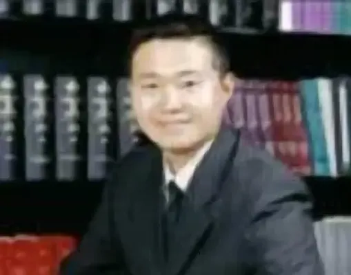 Oliver Huiyue  Qiu